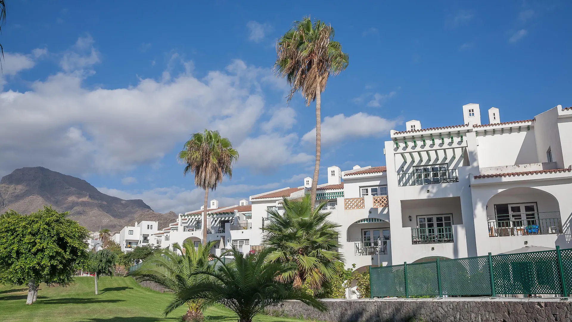 ***  Sunset Harbour Club Aparthotel Costa Adeje  Spain
