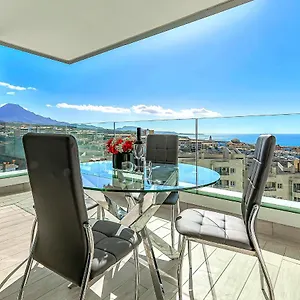 Ocean Garden With Seaview. Apartamento